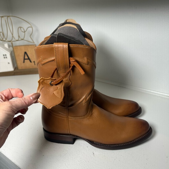 Cuero Handmade Cowboy Boots Men’s 8D Women’s 9 Tan Leather Western w/ Dust Bag - Picture 5 of 10